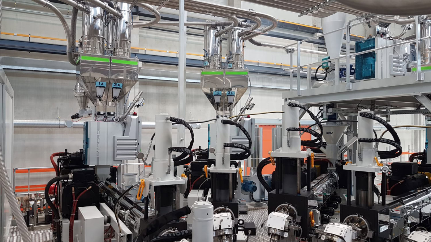 Syncro MYBATCH gravimetric blenders
