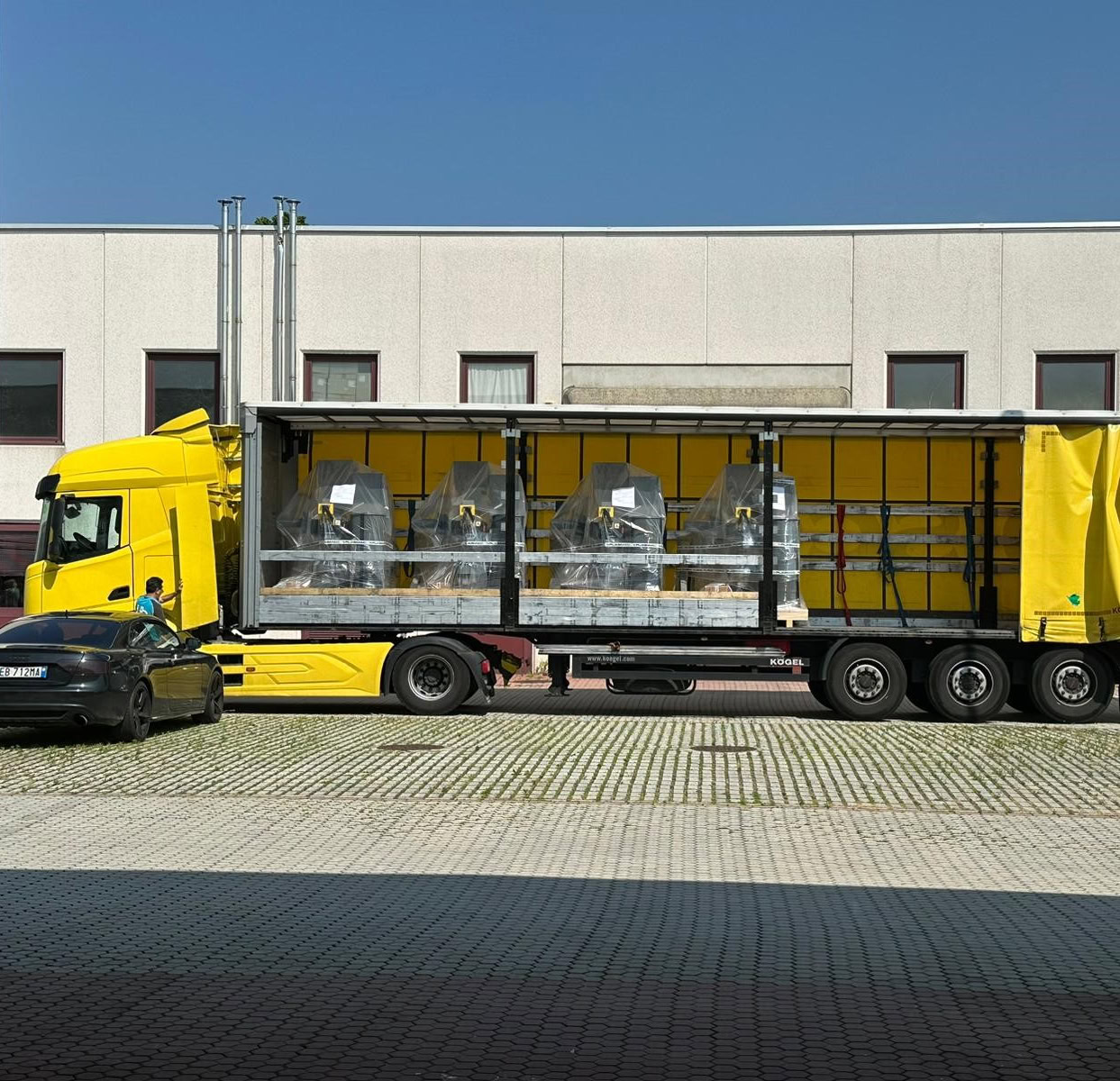 UK Extrusion machine delivery